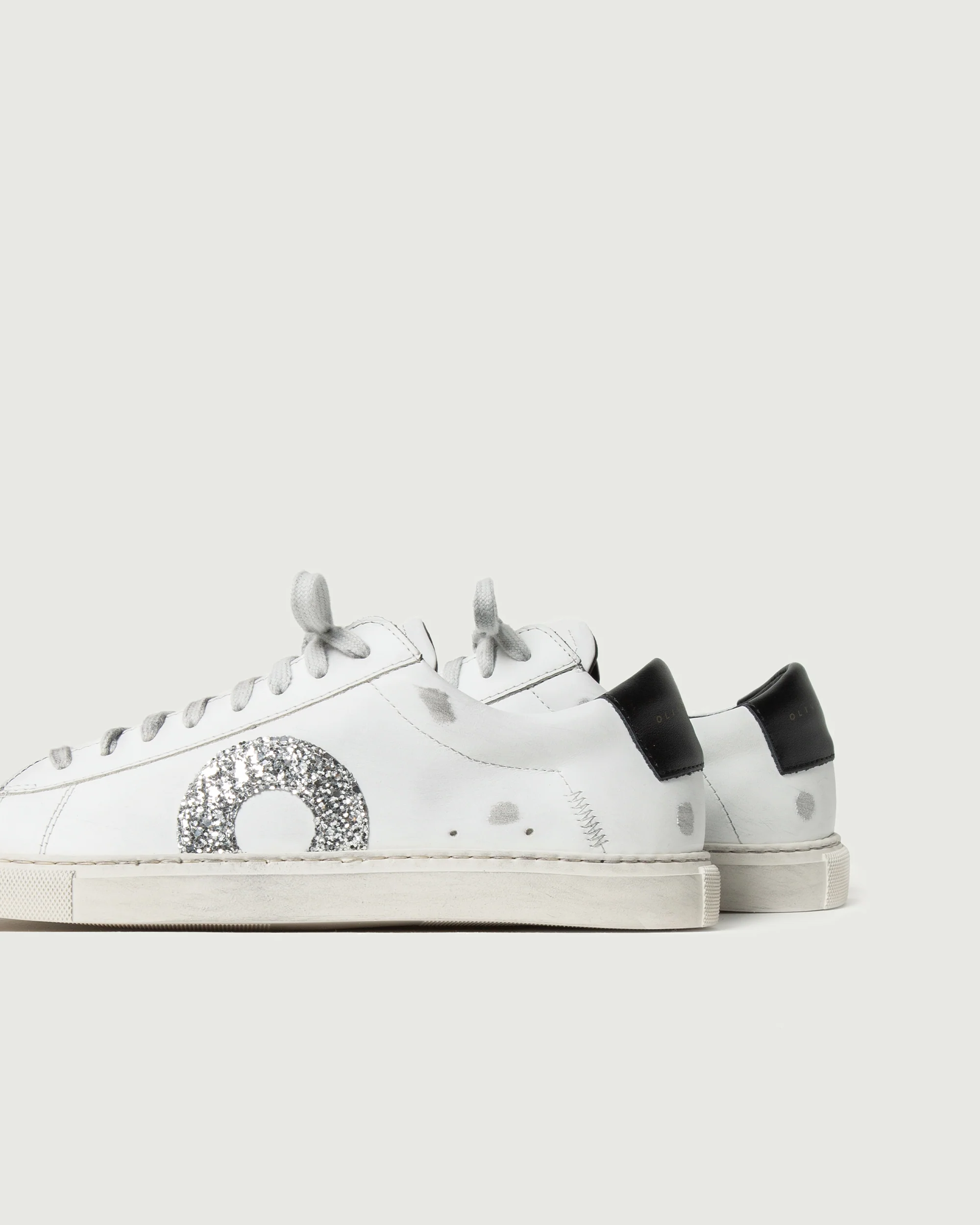 Low 1 | Essential - Image 3