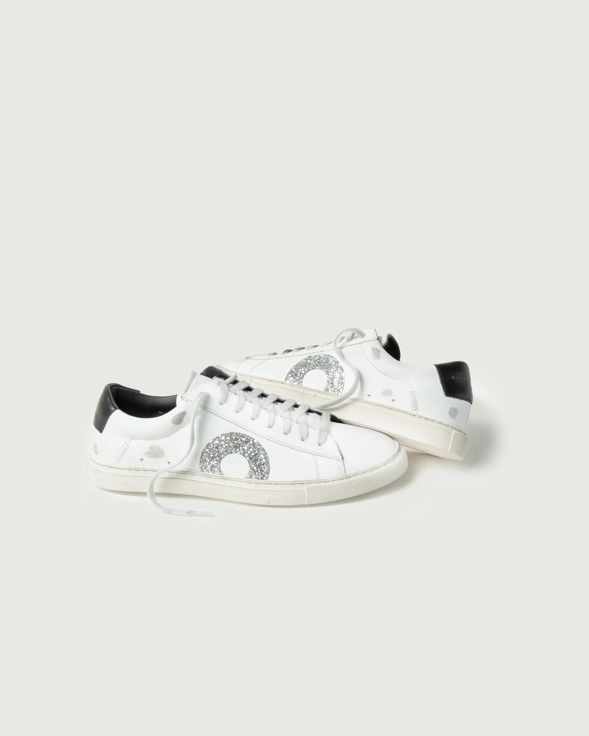 Low 1 | Essential - Image 4